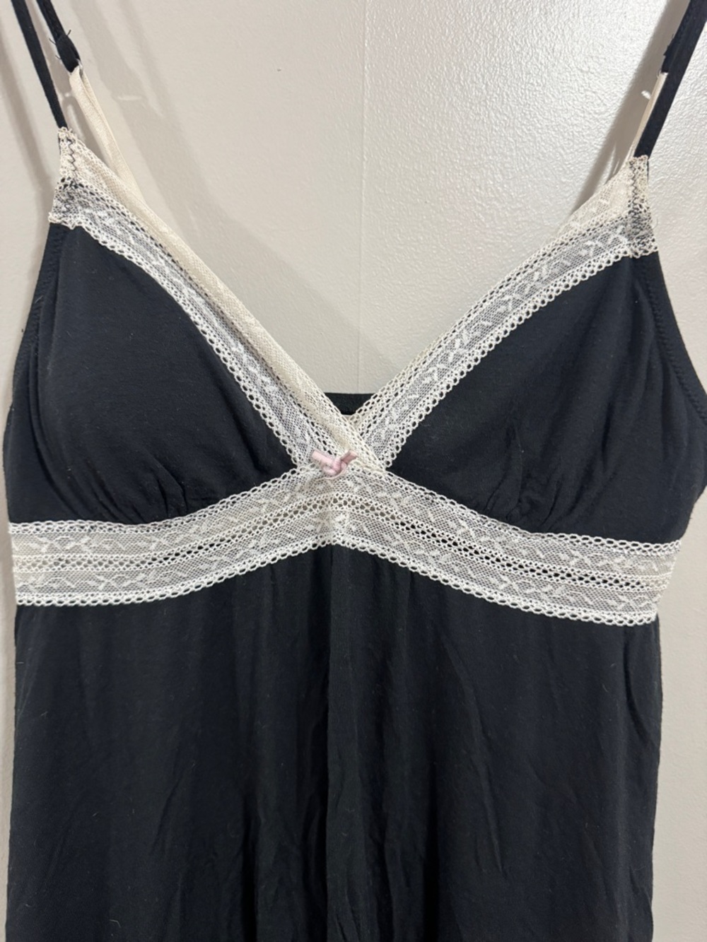 Victoria's Secret Black Slip with White Lace Trim Woman’s Size Small - Picture 3 of 4